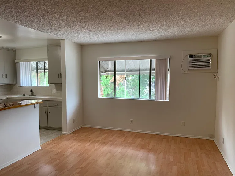 5115 Colfax Ave #10 — Photo 1