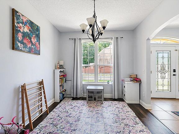 5th image of 3606 PEMBERTON Street