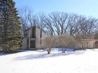 4268 Red Maple Trl NE, Iowa City, IA 52240