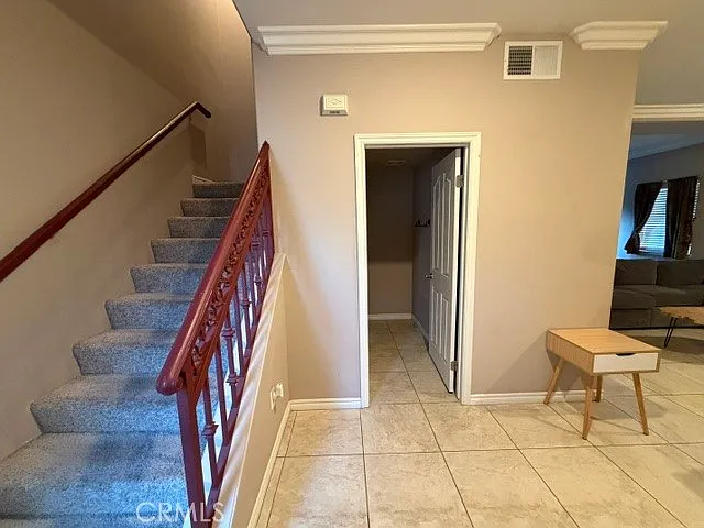 2 bed, 2.5 bath, 1394 sqft, $2,600 — Photo 3