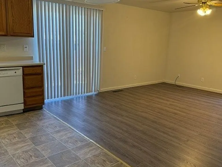 4172 Gordon St — Photo 5