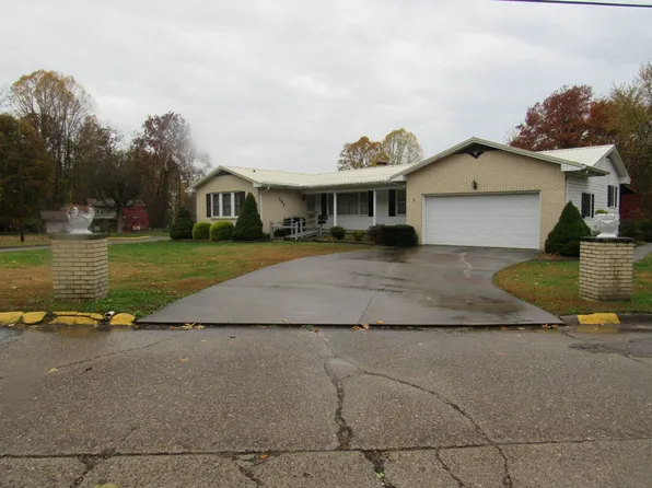 157 E Thistle Dr, New Martinsville, WV 26155