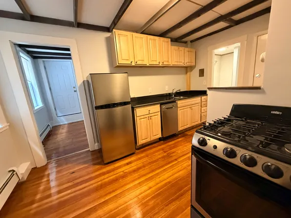 79 Charles St APT 4, Boston, MA 02114