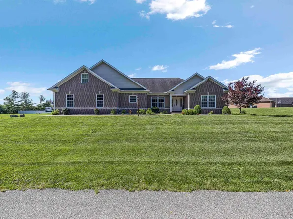 807 Creek Dr, Ft Branch, IN 47648