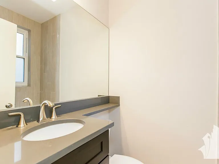 511 W Belmont Ave #47 — Photo 8