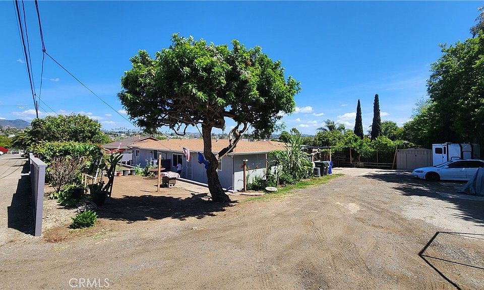 1st image of 334-336 Arnel Ave