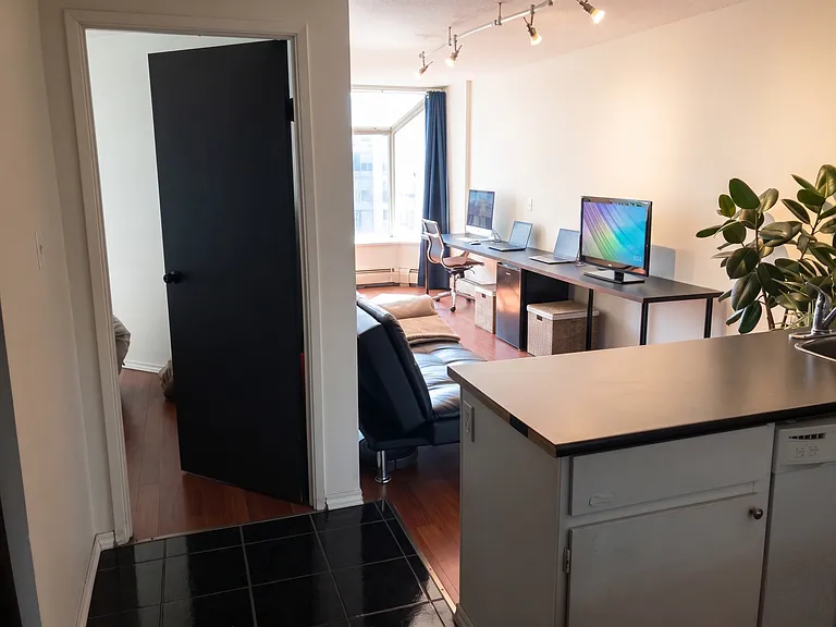 1330 Burrard St #2319 — Photo 4