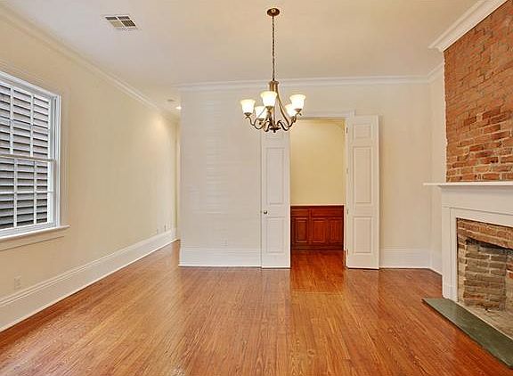 3rd image of 1824 Dauphine St