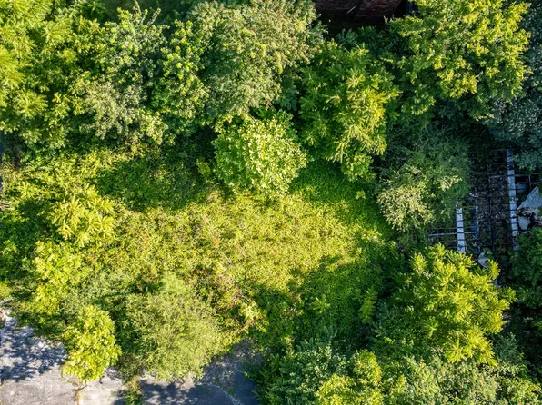 802 Orchard Ter, Rossville, GA 30741