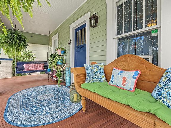 2nd image of 809 E FLORA STREET