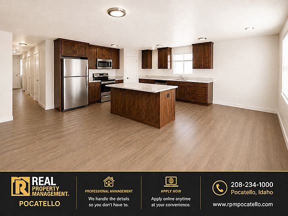 3rd image of 1309 Fairgrounds Rd #404