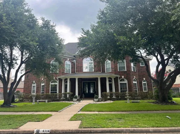 4114 Fisher Lake Dr, Richmond, TX 77406