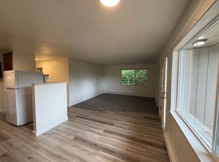 128 Lee Ave #1-8, Glide, OR 97443