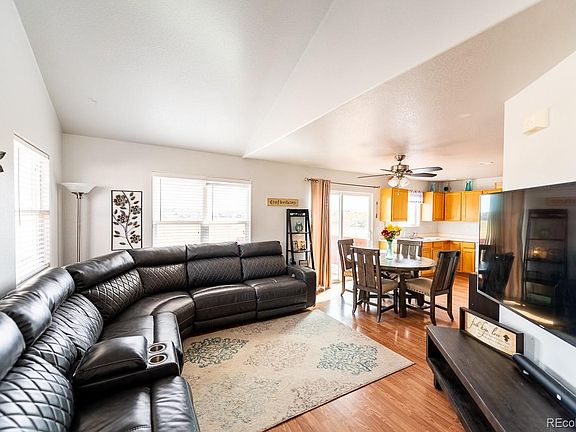 2nd image of 427 Lilac Ave #C
