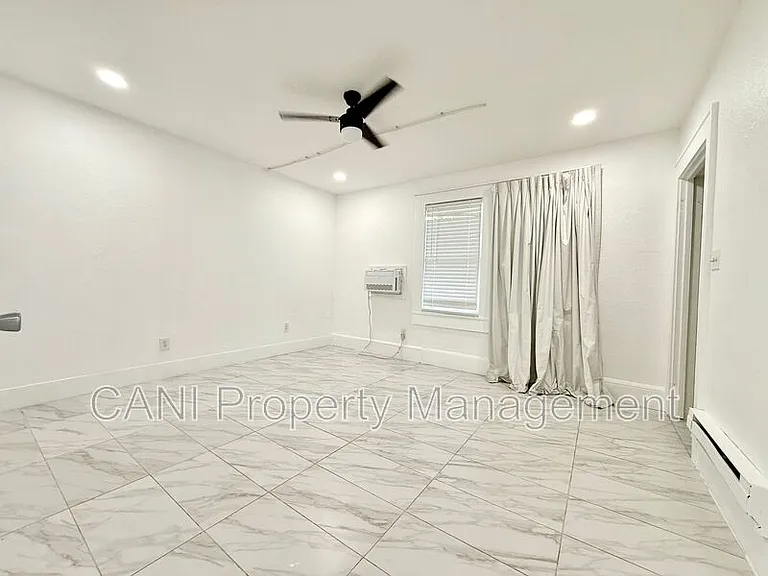 507 N Ridgewood Ave #4 — Photo 3