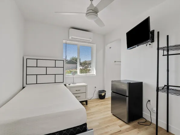 2956 E Mobile Ln, Phoenix, AZ 85040