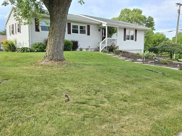 215 Hillcrest Dr, Bluffton, OH 45817