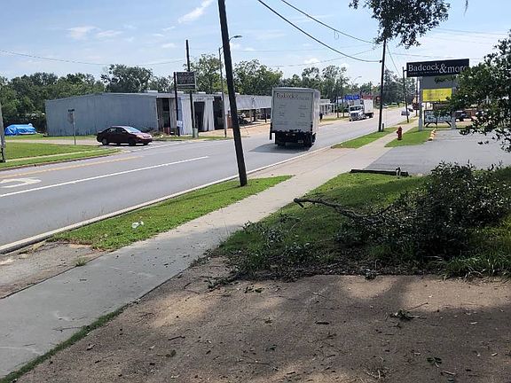 4th image of 20269 Central Ave W