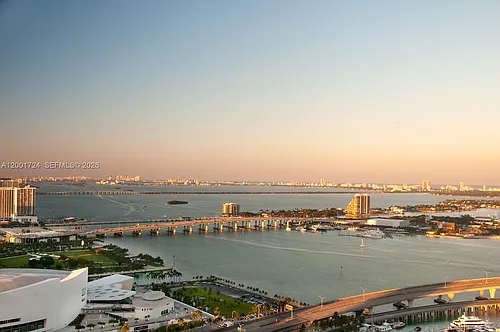 244 Biscayne Blvd #4104 Photo 1
