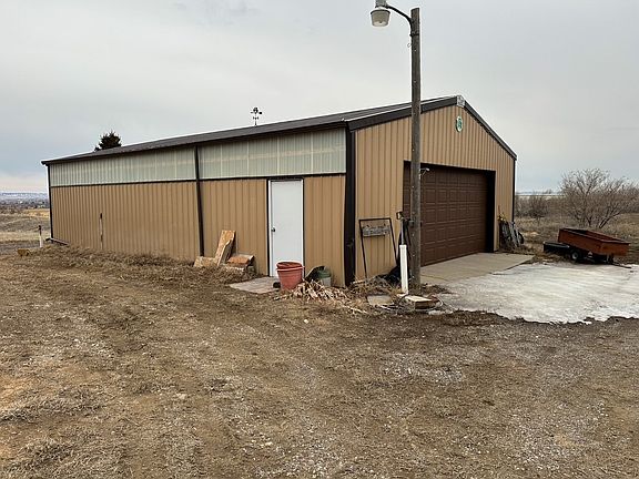 5th image of 300483 County Rd N