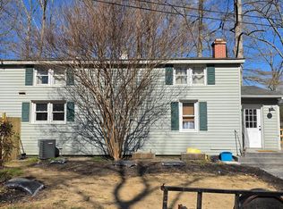 94 Woodstock Ln, Stafford, VA 22554