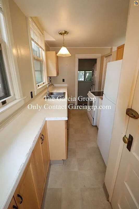 1 bed, 1.0 bath, 1231 sqft, $1,695 — Photo 4