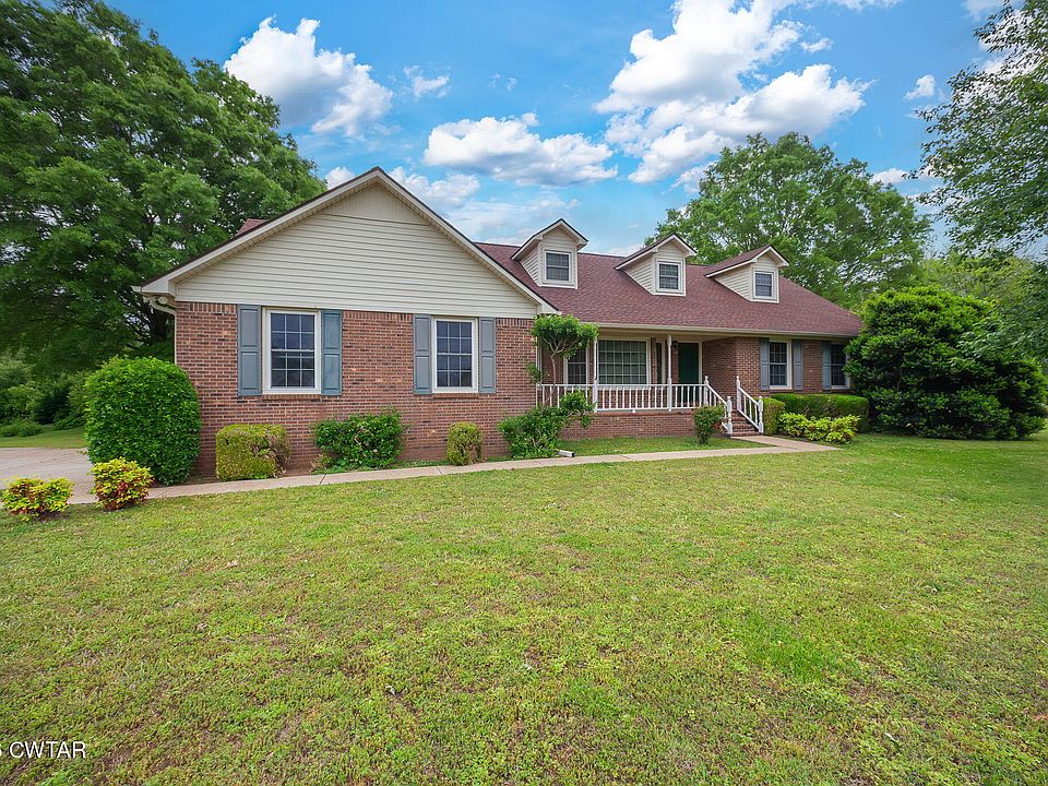 1st image of 11 Countryway Dr