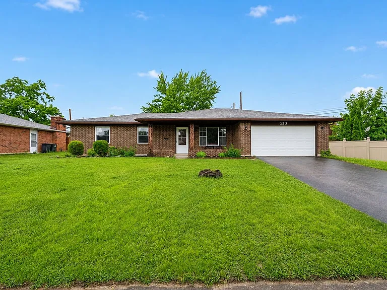213 Southerly Hills Dr — Photo 32
