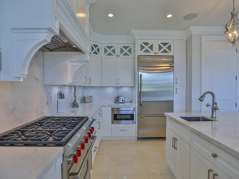 128 Leoni Dr — Photo 11