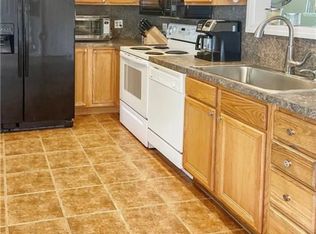 18 Indian Trl FLOOR 1, Coventry, RI 02816