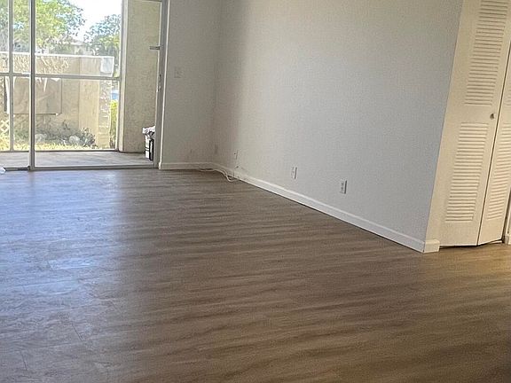 3rd image of 1531 SE Royal Green Circle #106