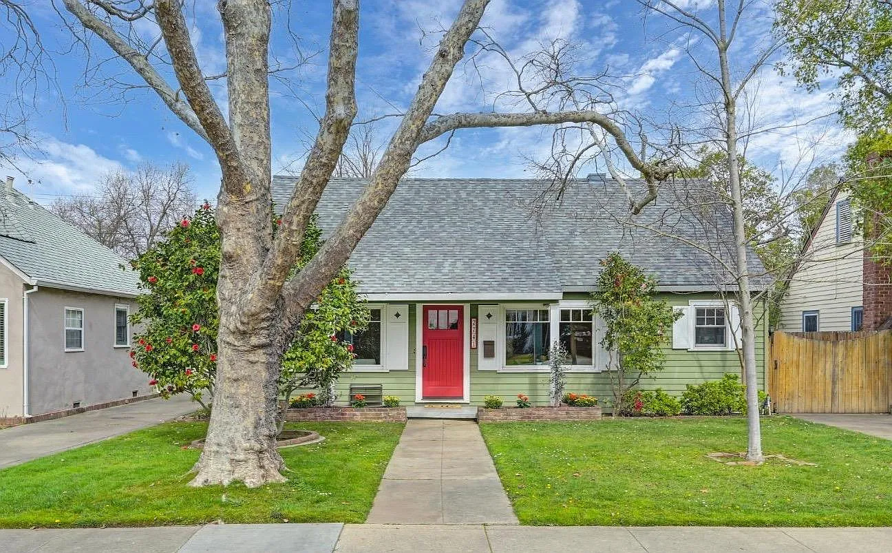 2741 Castro Way photo 1