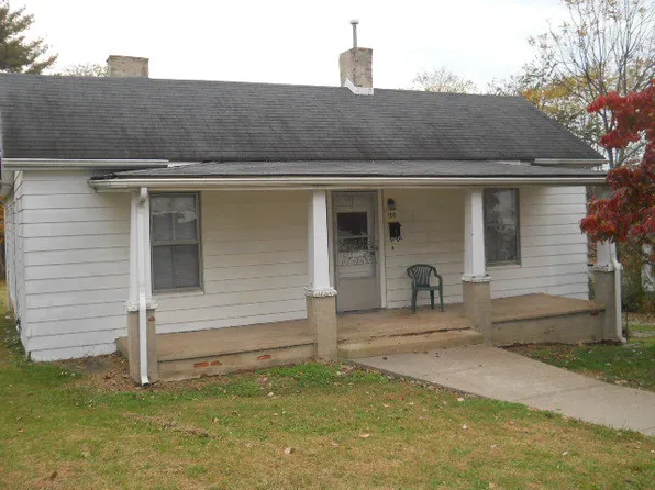 108 Emmette St, Martinsville, VA 24112