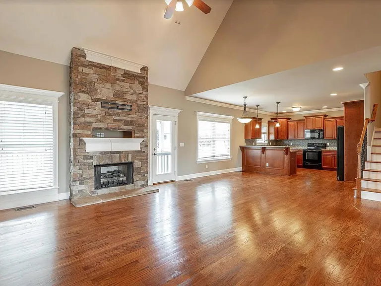 8739 Seven Lakes Dr — Photo 15