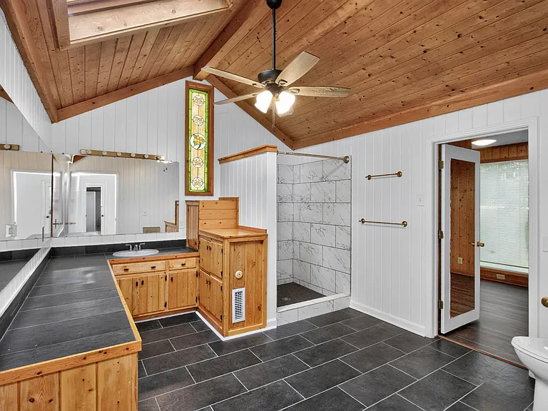 214 Blanchard Pl — Photo 28