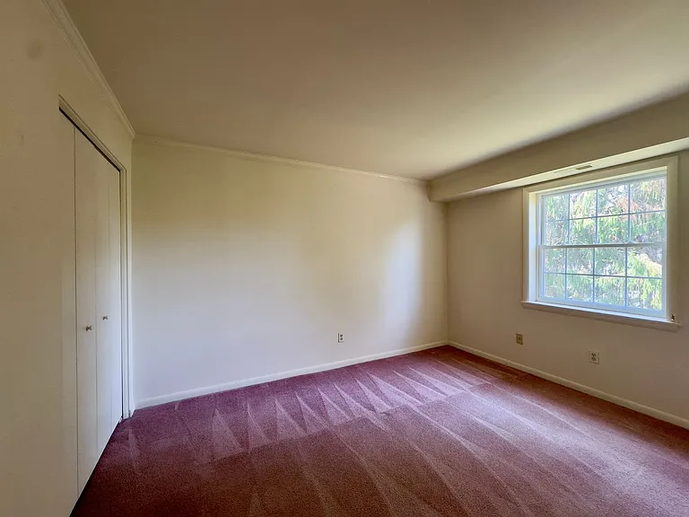 4 Brooking Ct #302 — Photo 17