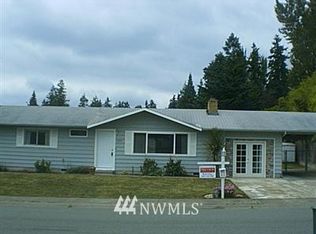 8204 NE 144th St, Kirkland, WA 98034