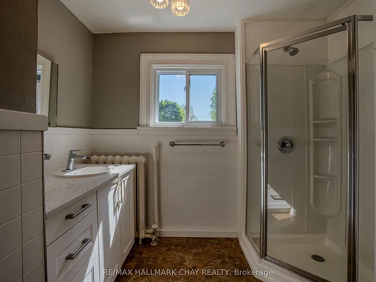 26 Albert St E #26 — Photo 12