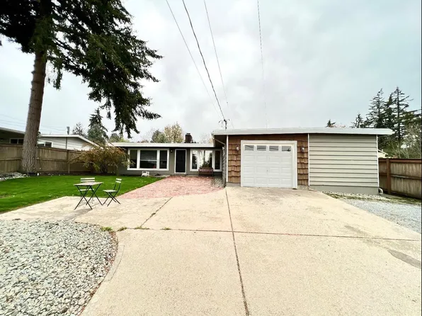 20209 Fremont Ave N, Shoreline, WA 98133