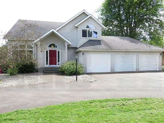 3rd image of 2502 215th St E