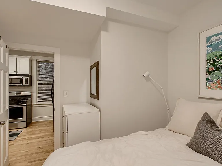 1629 W Julian St #1F — Photo 13