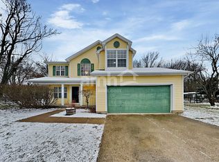 1209 Nottingham Rd, Amelia, OH 45102