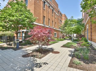 1137 W Monroe St UNIT 4, Chicago, IL 60607