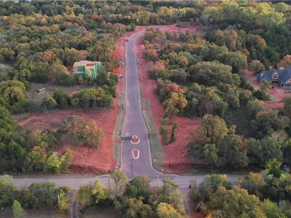 7701 Whitney Michel Dr #8, Oklahoma City, OK 73121