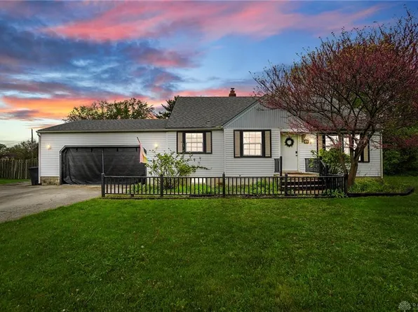 52 Waller Ave, Vandalia, OH 45377