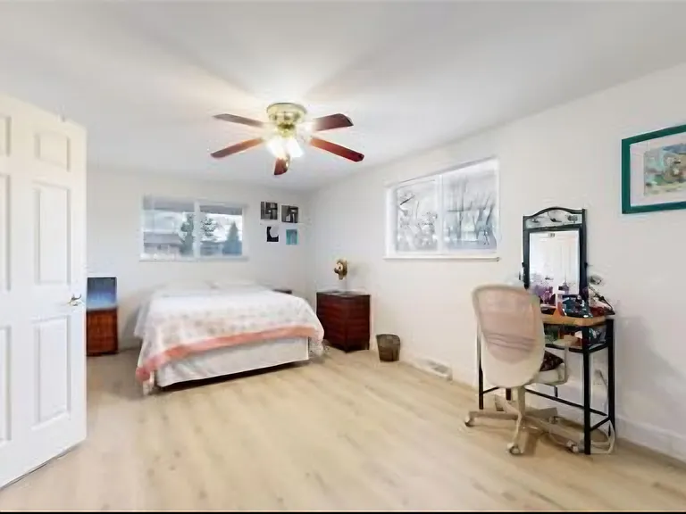 5839 Newcombe Ct — Photo 10