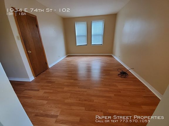 3rd image of 1934 E 74th St #102