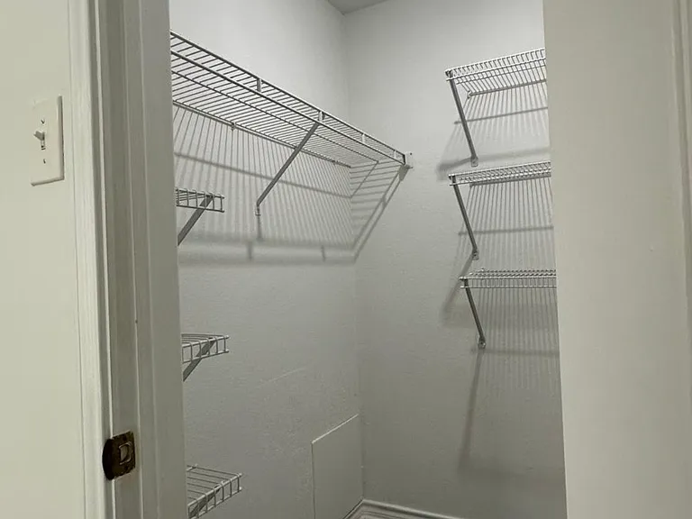 1535 Lincoln Way #202 — Photo 20