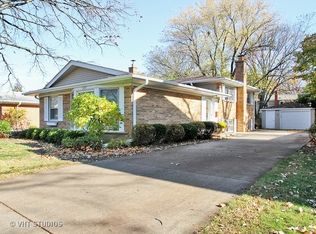 1219 Elliott St, Park Ridge, IL 60068