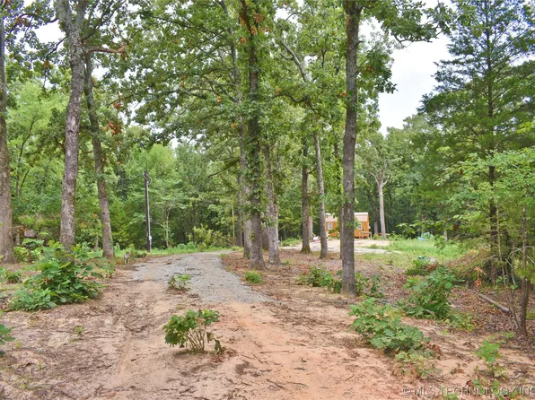 18439 E Sugar Creek Rd, Atoka, OK 74525
